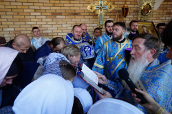 jarek11 
Procession in Zwierki Convent 
2019-11-05 17:40:17