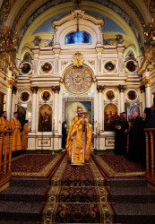 jarek1 
Archbishop Jakub serving Liturgy 
2019-11-14 13:41:08