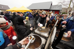 jarek1 
St. Catherine feast in Zaleszany Convent 
2019-12-09 12:45:46