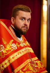 jarek11 
Fr. Paweł Kuczyński 
2019-12-09 12:48:27