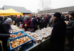 jarek1 
St. Catherine feast in Zaleszany Convent 
2019-12-15 18:34:01