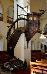 Sheep1389 
The Nativity cave in the Tripoli Orthodox cathedral 
2019-12-20 10:23:40