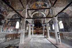 alik 
Kisha e Shën Mërisë, Voskopojë 
2019-12-20 10:35:31