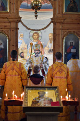 palavos 
Abp Jakub na liturgii w Topilcu 
2020-01-01 22:59:39