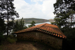 jarek 
Zvernec Monastery 
2020-01-27 22:14:26