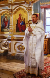 jarek1 
Fr. Mirosław Kuczyński in Orthodox church in Ciechocinek 
2020-02-17 10:17:54