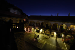 alik 
Morning at Kykkos monastery 
2020-03-18 11:14:45