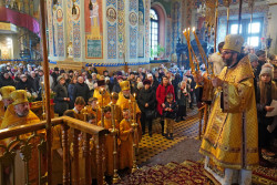 jarek11 
The Divine Liturgy in St. Nicholas Cathedral in Białystok 
2020-03-26 08:02:02