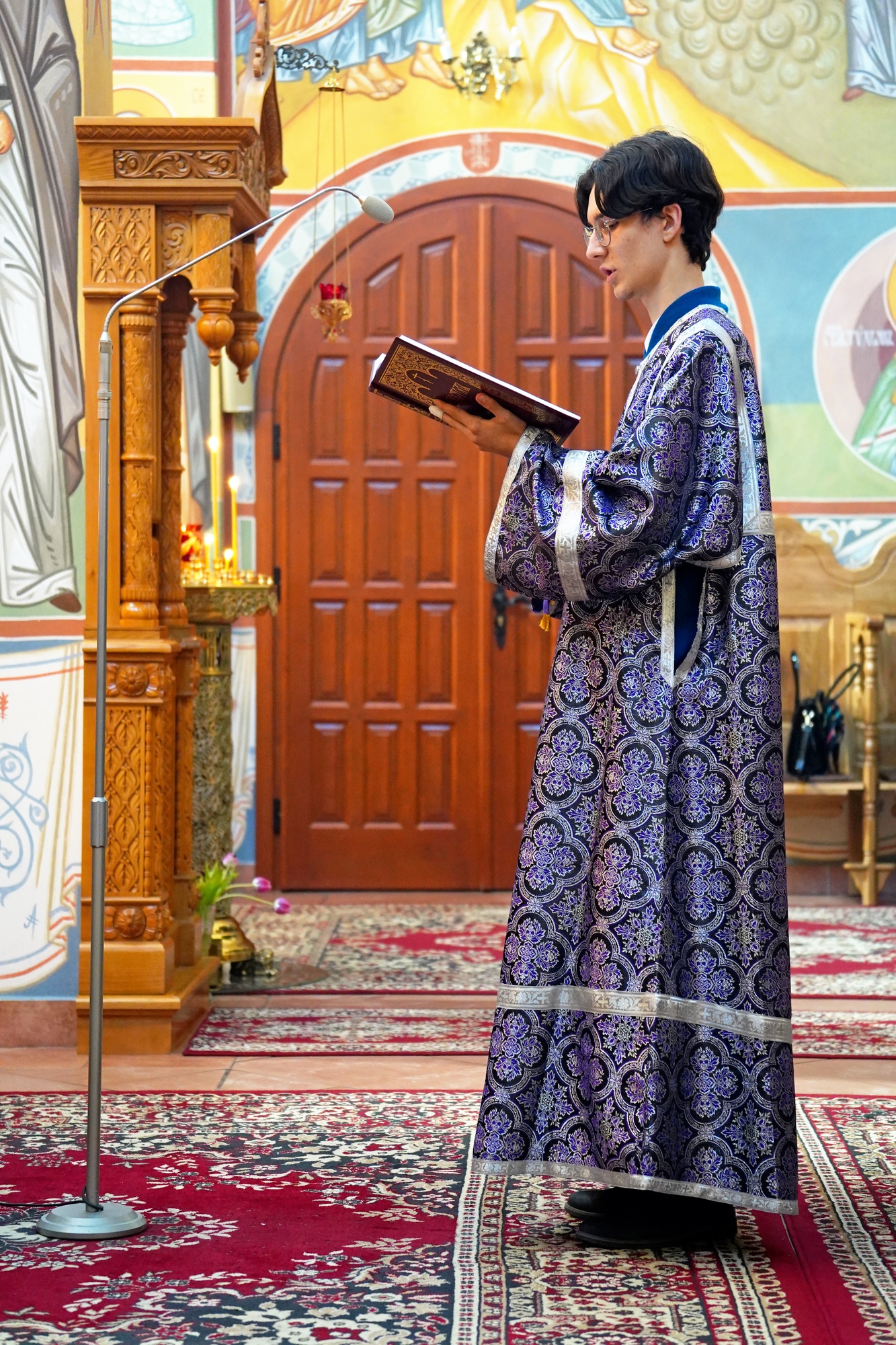 Holy Thursday Divine Liturgy in Zwierki Convent 