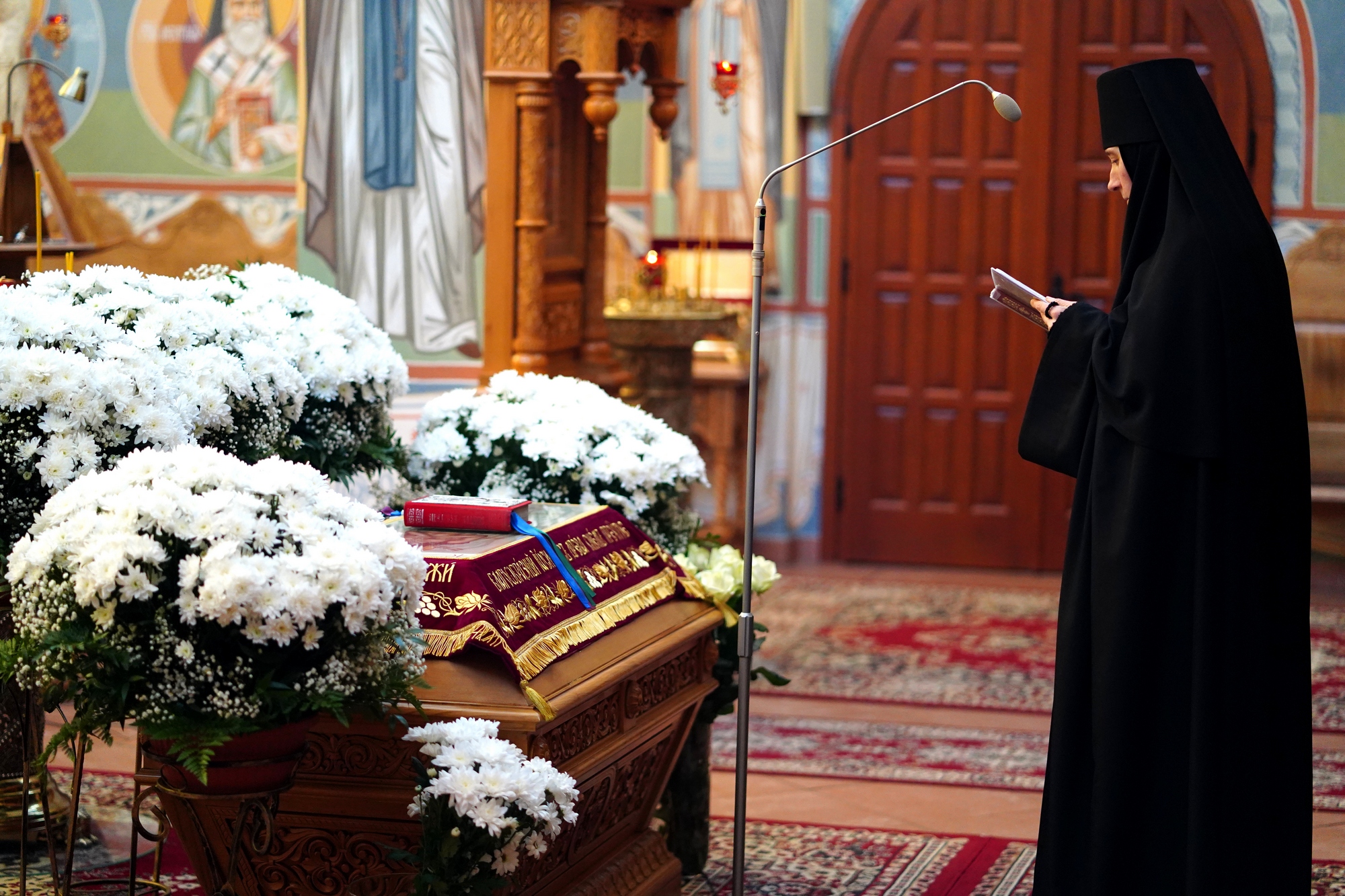 Great Friday in Zwierki Convent (Christ burial service)