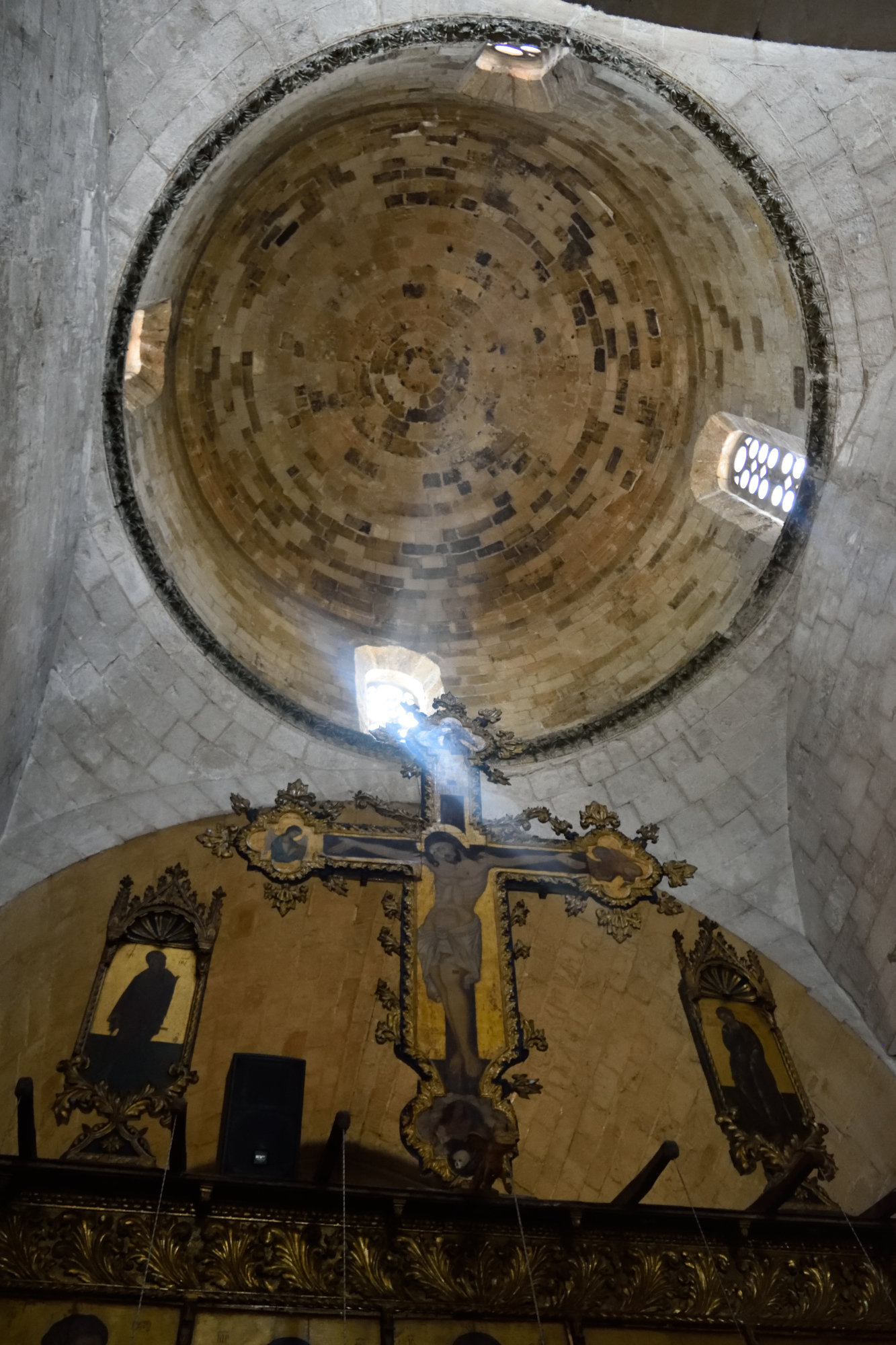 Monaster św. Neofita - kopuła i krzyż
