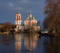 Podmoskvach 
Pereslavl. Sunrise at Trubezh River 
2020-04-10 18:47:53