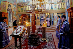 jarek1 
Holy Friday Matins in Zwierki Convent 
2020-04-17 09:33:07