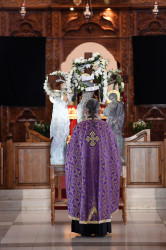 alik 
Holy Friday 2018, Oroklini 
2020-04-17 11:12:27