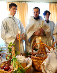 jarek 
The Great Saturday in Zwierki Convent 
2020-04-20 14:16:36