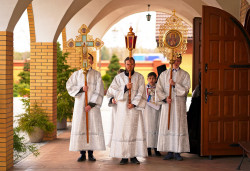 jarek1 
Bright Monday Paschal procession in Zwierki Convent 
2020-04-20 18:18:41