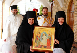 jarek 
Bright Tuesday Paschal procession in Zwierki Convent 
2020-04-21 21:05:31