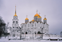 _Olga_ 
Успенский собор (Владимир) 
1 
2020-04-24 18:46:56