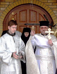 jarek1 
Antypascha Sunday on Zwierki Convent 
2020-04-26 16:54:41