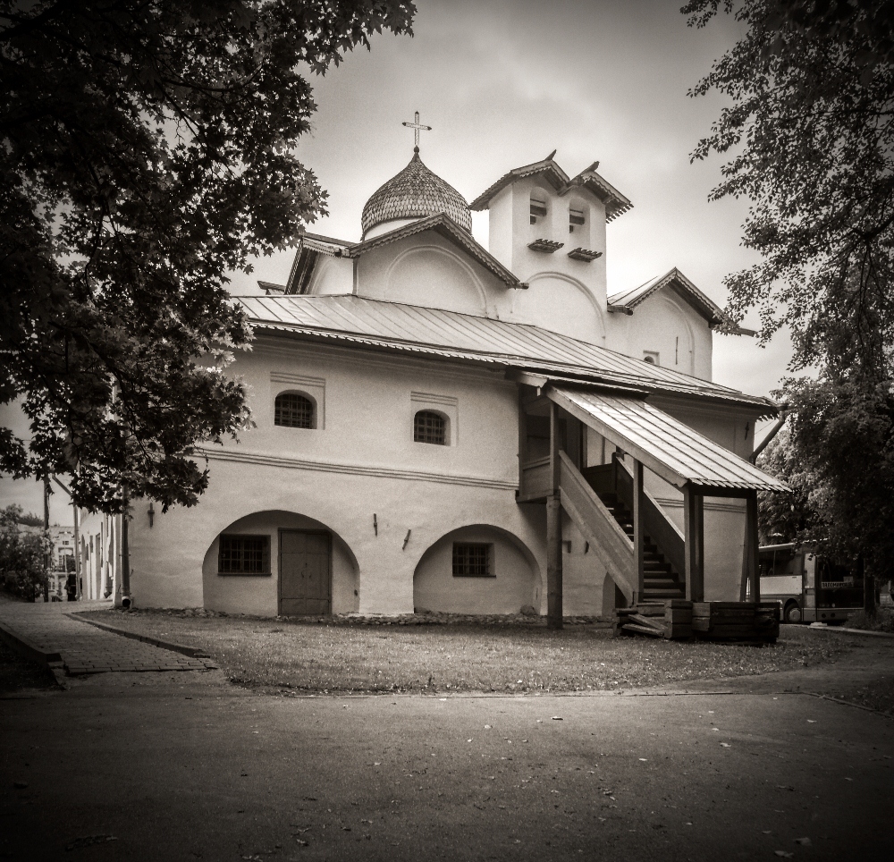 Церковь Жен-Мироносиц. XVI век.