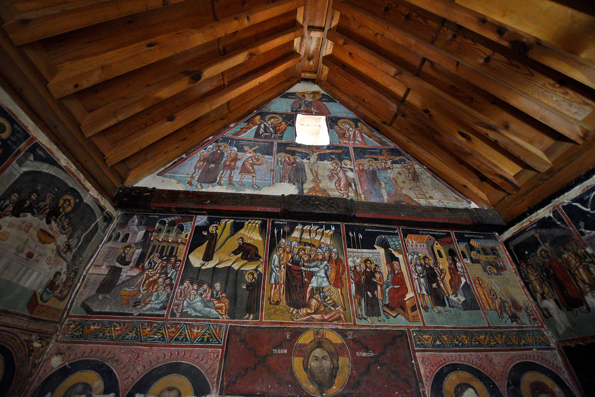 Inside  Church of Panagia tis Podithou, Galata