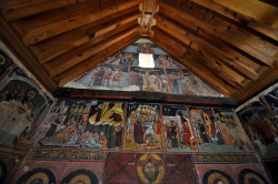 alik 
Inside  Church of Panagia tis Podithou, Galata 
2020-07-30 23:17:12