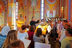 jarek11 
All-Night Vigil of St. Elijah the Prophet feast in St. Elijah Orthodox church in Białystok 
2020-08-07 08:22:31
