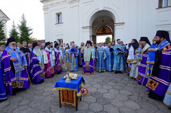 jarek11 
The All Night-Vigil of the feast of Supraśl Icon of the Mother of God in Suprasl Monastery 
2020-08-11 22:07:29