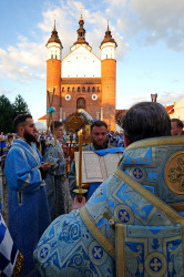 jarek11 
The All Night-Vigil of the feast of Supraśl Icon of the Mother of God in Suprasl Monastery 
2020-08-13 08:05:59