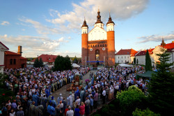 jarek11 
The All Night-Vigil of the feast of Supraśl Icon of the Mother of God in Suprasl Monastery  
2020-08-14 21:26:04