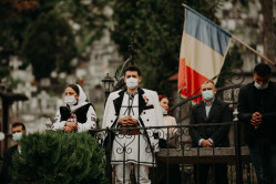 ovidiutatar 
Prayer. 
2020-08-28 09:31:35