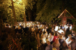 jarek11 
Prayer for departed at Holy Mountin of Grabarka 
2020-08-28 21:54:38