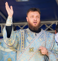 jarek 
Protodeacon Wiaczesław 
2020-09-01 07:42:05