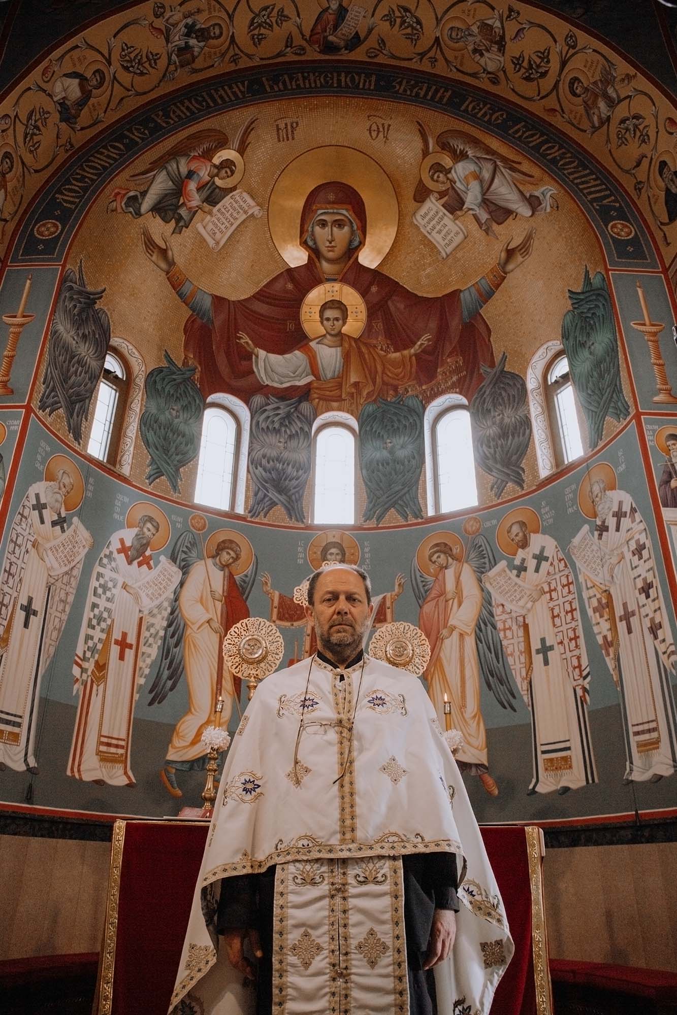 Свештеник