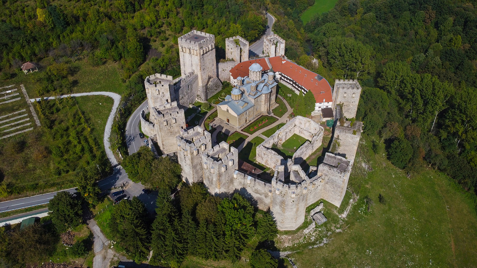 Манасија лети