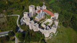 Gavrilo 
Манасија лети 
2020-10-18 11:05:07