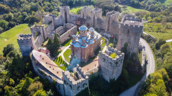 Gavrilo 
Манастир Манасија 
33 
2020-10-18 11:05:49