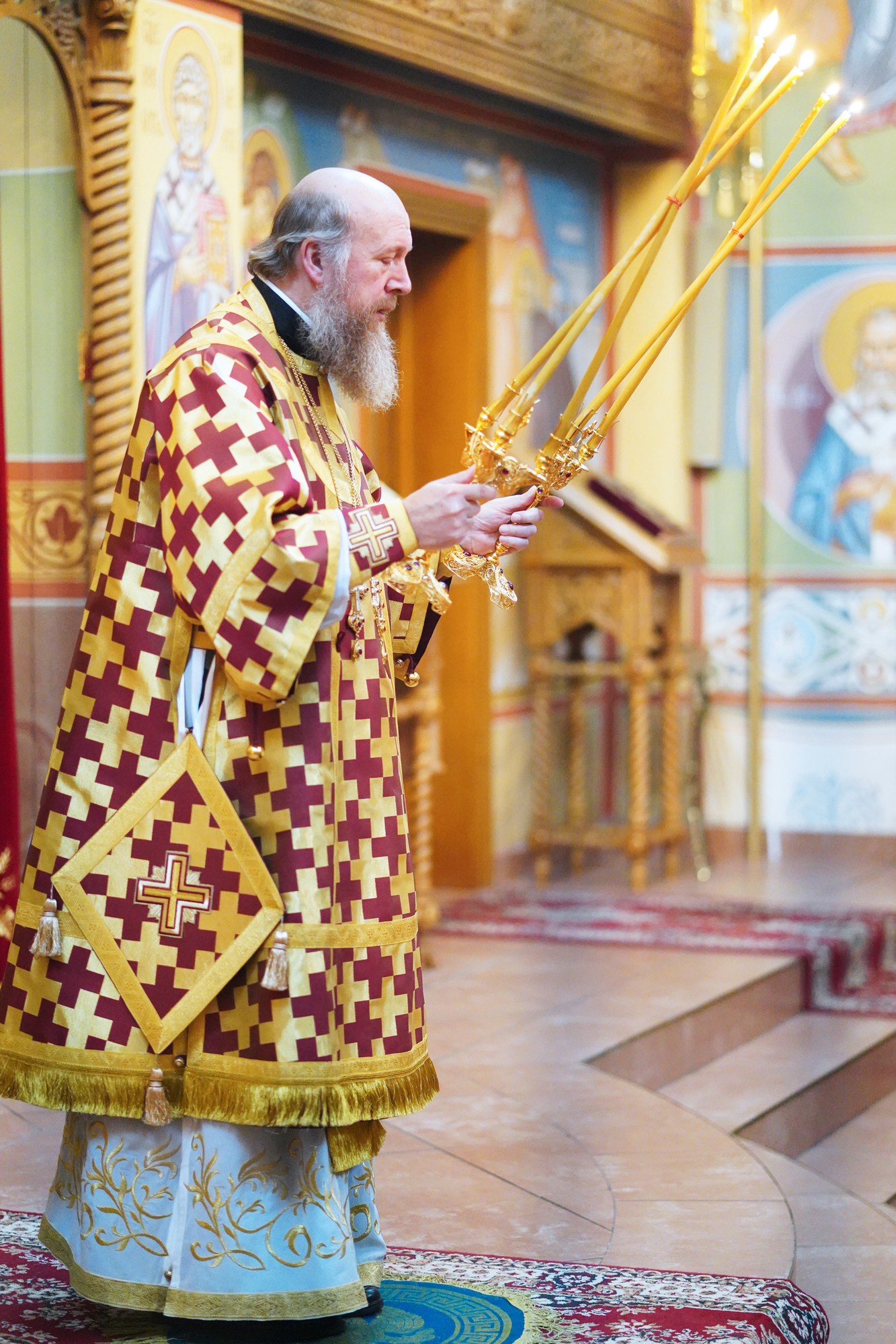 Archbishop Grzegorz