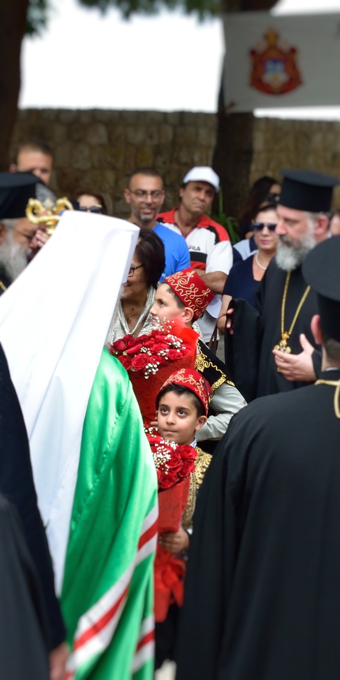 Welcoming of patriarch Irinej by Lebanse Orthodox children
