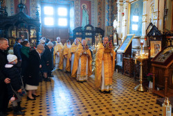 jarek11 
The Divine Liturgy in St. James in St. Nicholas Cathedral in Białystok 
2020-11-06 20:10:37