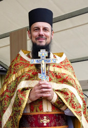 jarek 
Fr. Aleksy Petrowski 
2020-11-07 21:17:37