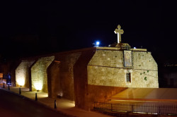 Sheep1389 
Entrance of the Theotokos - Orthodox church in Byblos 
2020-11-25 12:51:39