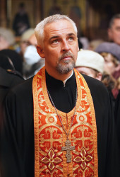 jarek 
Fr. Marek Jurczuk 
2020-12-11 21:11:42
