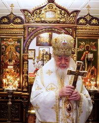 jarek 
Metropolitan Sawa in home chapel 
2020-12-15 22:01:07