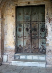 jarek11 
The entrence to Orthodox church in Calandzicha  
2020-12-20 13:25:43