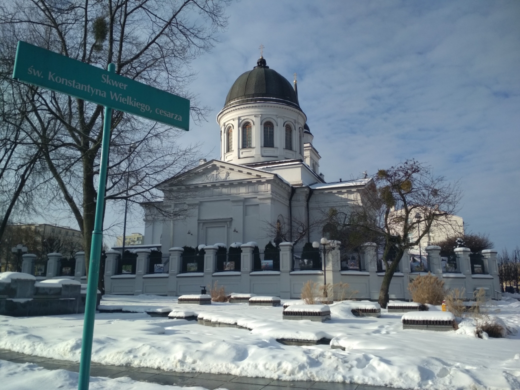 Skwer i cerkiew w Białymstoku