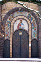 jarek11 
The main door to the Holy Spirit Orthodox church in Białystok 
2021-02-05 13:15:50