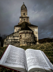 ArtemiJ 
"And the Word was made flesh, and dwelt among us..." 
2021-03-18 22:38:54