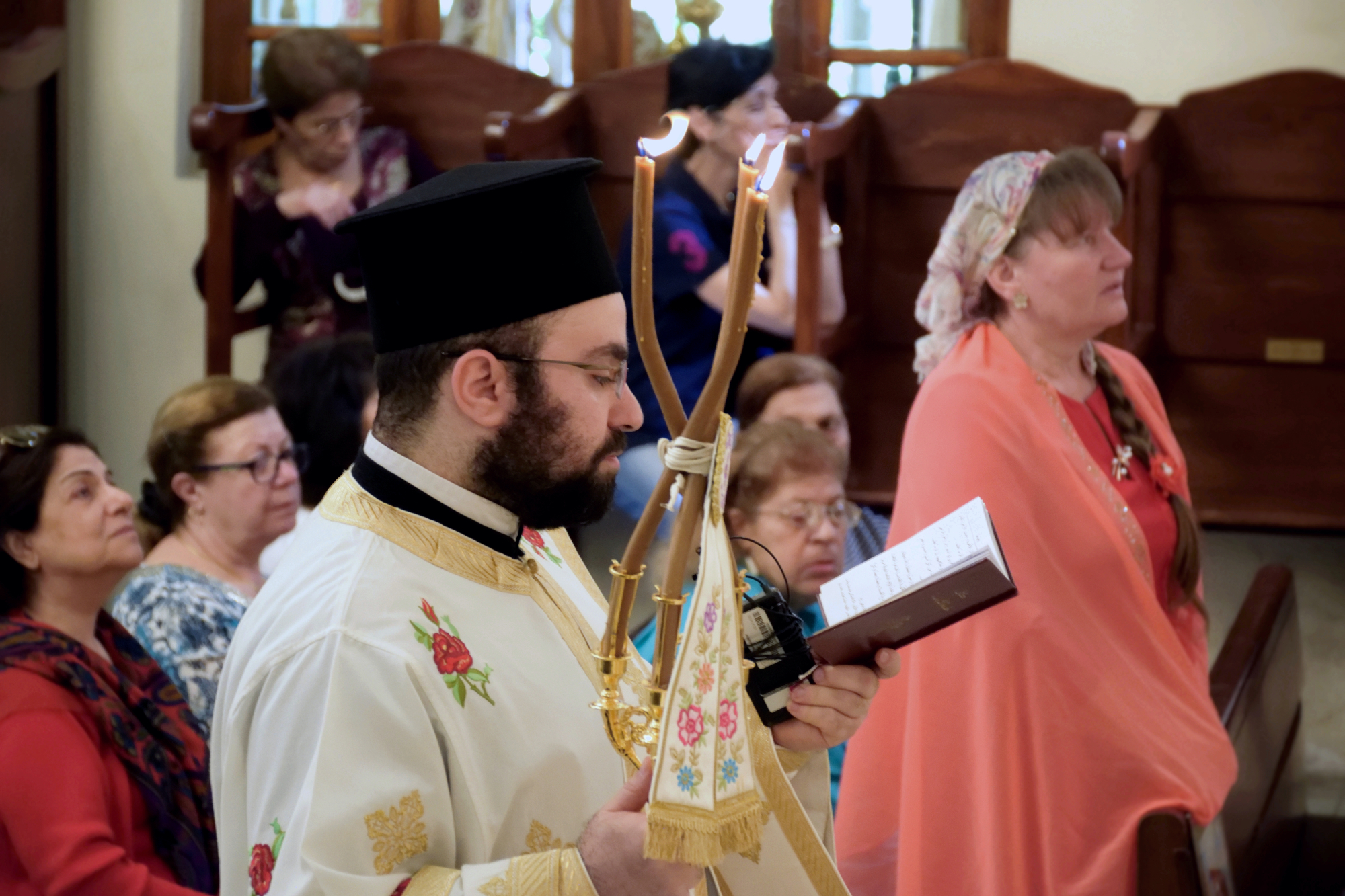 Diakon, Liturgia Piątku Paschalnego, Bejrut 2019