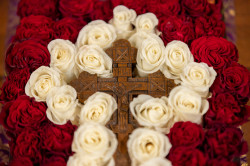 Vlutes 
Feast of the Cross 
2021-04-11 05:11:20